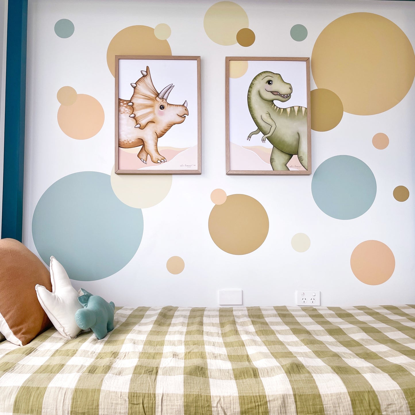 Dino Über Circles Wall Decals